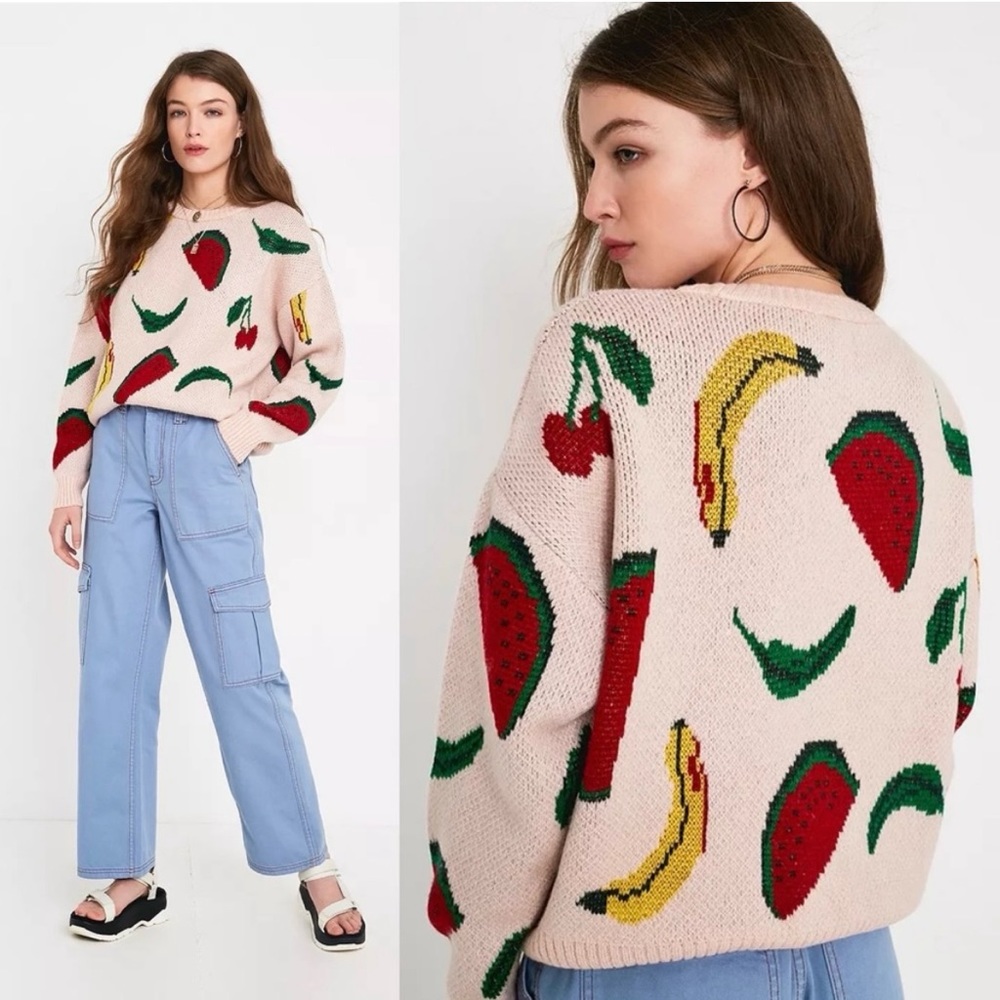 Urban Outfitters Fruit Knit Sweater - XS